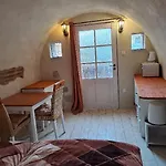 Nad Starym Sklepem شقة