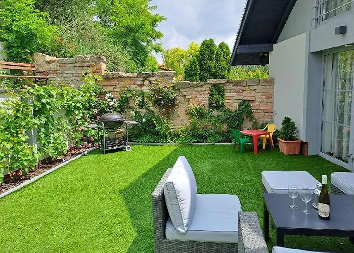 Nad Starym Sklepem Apartment
